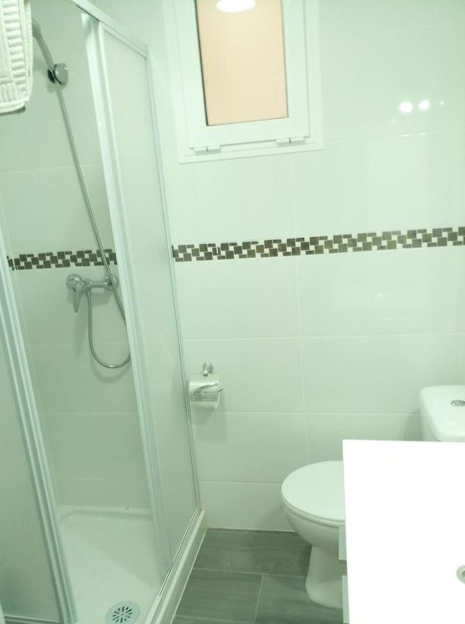 ולנסיה Lovely Three Rooms מראה חיצוני תמונה