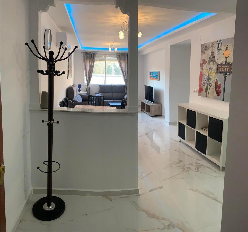 ולנסיה Lovely Three Rooms מראה חיצוני תמונה