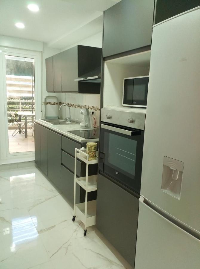 ולנסיה Lovely Three Rooms מראה חיצוני תמונה